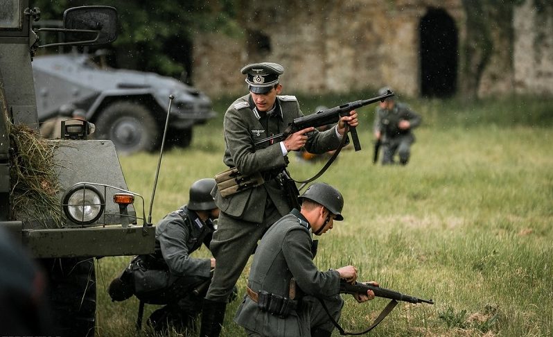 Военно-историческая реконструкция в Брестской крепости. Архивное фото.