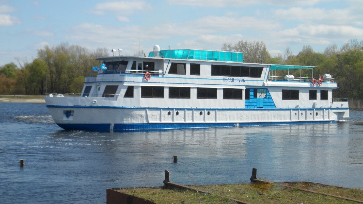 Отремонтированный теплоход «Белая Русь». Фото: zerkalo.io.