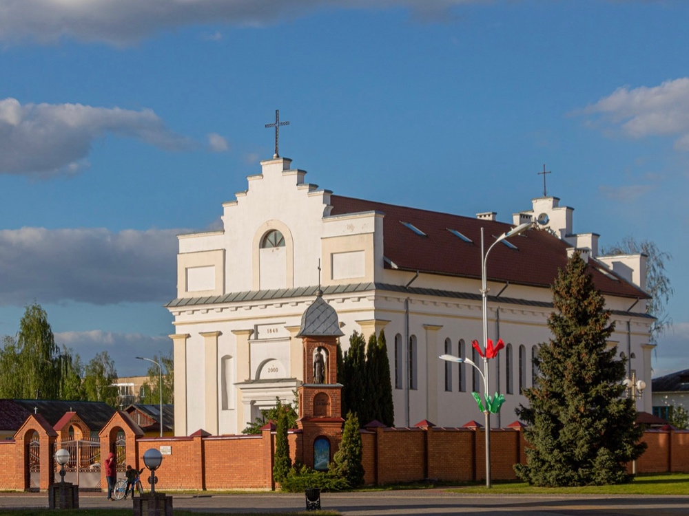 Касцёл ў Іванава.