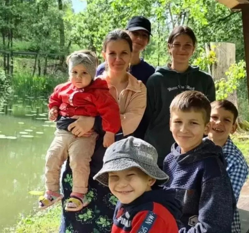 Евгения Чалова с детьми. Фото из ее соцсетей