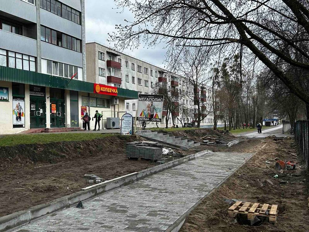 Благоустройство улицы Кривошеина в Бресте весной 2024 года. Фото: Брестский горисполком